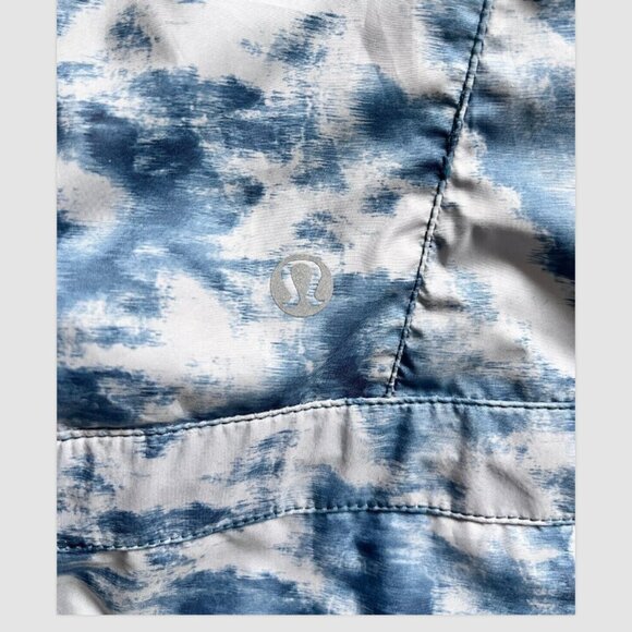 Lululemon Miss Misty II Windbreaker Jacket Size 2 Blue Tie Dye Full Zip Hoodie - Picture 8 of 11